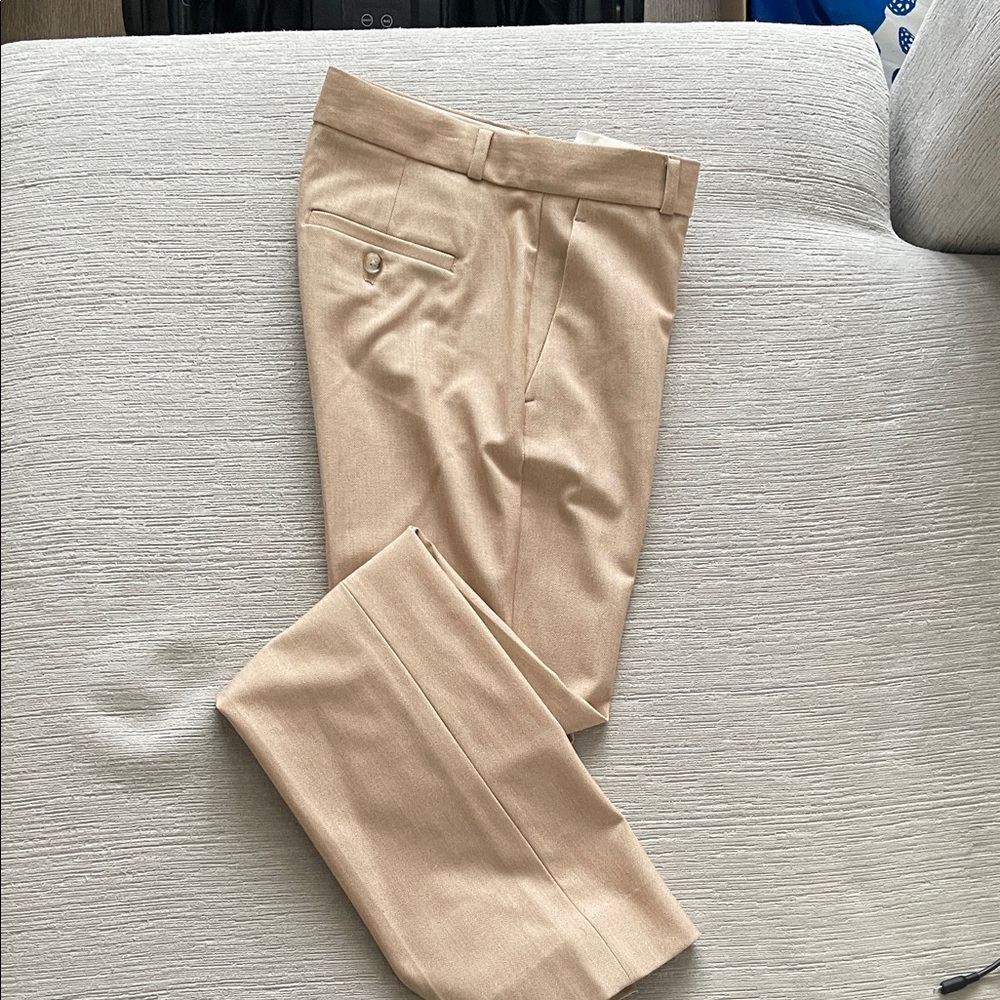 Banana Republic women’s Logan Trousers in Beige Tan, Size 0